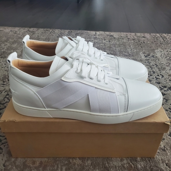 Christian Louboutin Elastikid Leather Red Sole Low-Top Sneakers - Picture 6 of 8